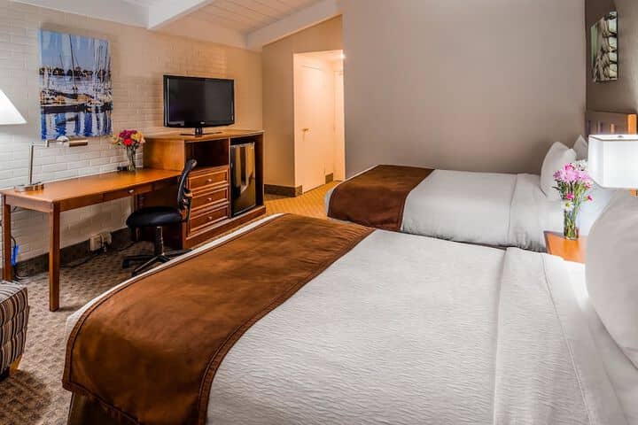 Room 15 of 60