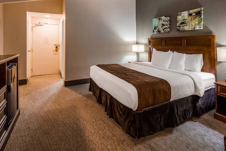 Room 18 of 60