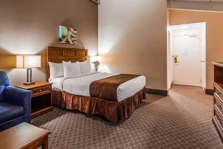 Room 25 of 60