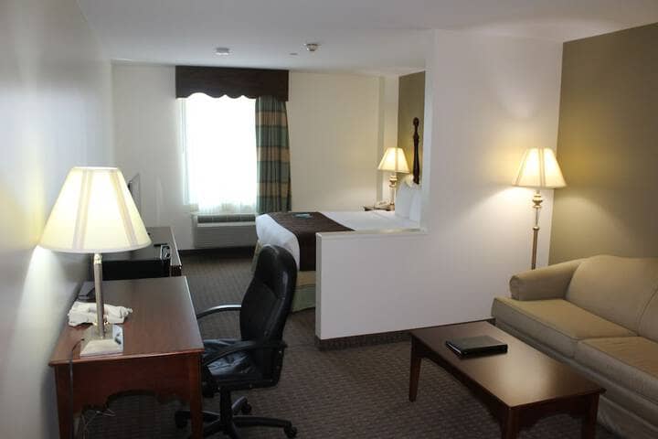 Room 11 of 60
